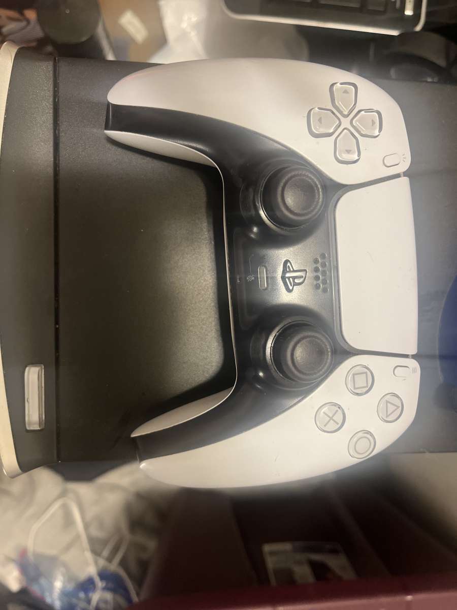 PlayStation 5 controller