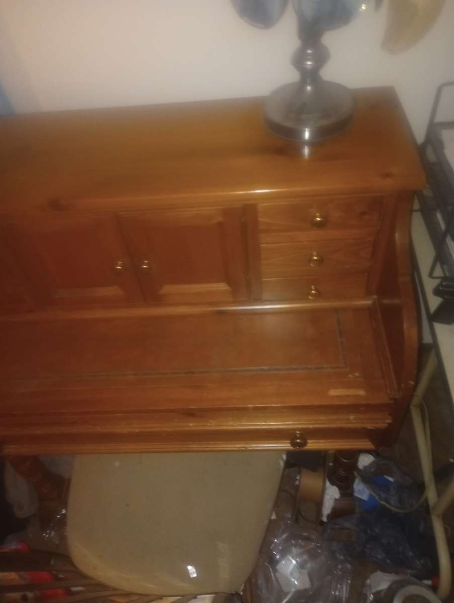 Pennsylvania House secretary desk