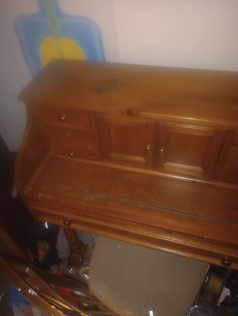 Pennsylvania House secretary desk