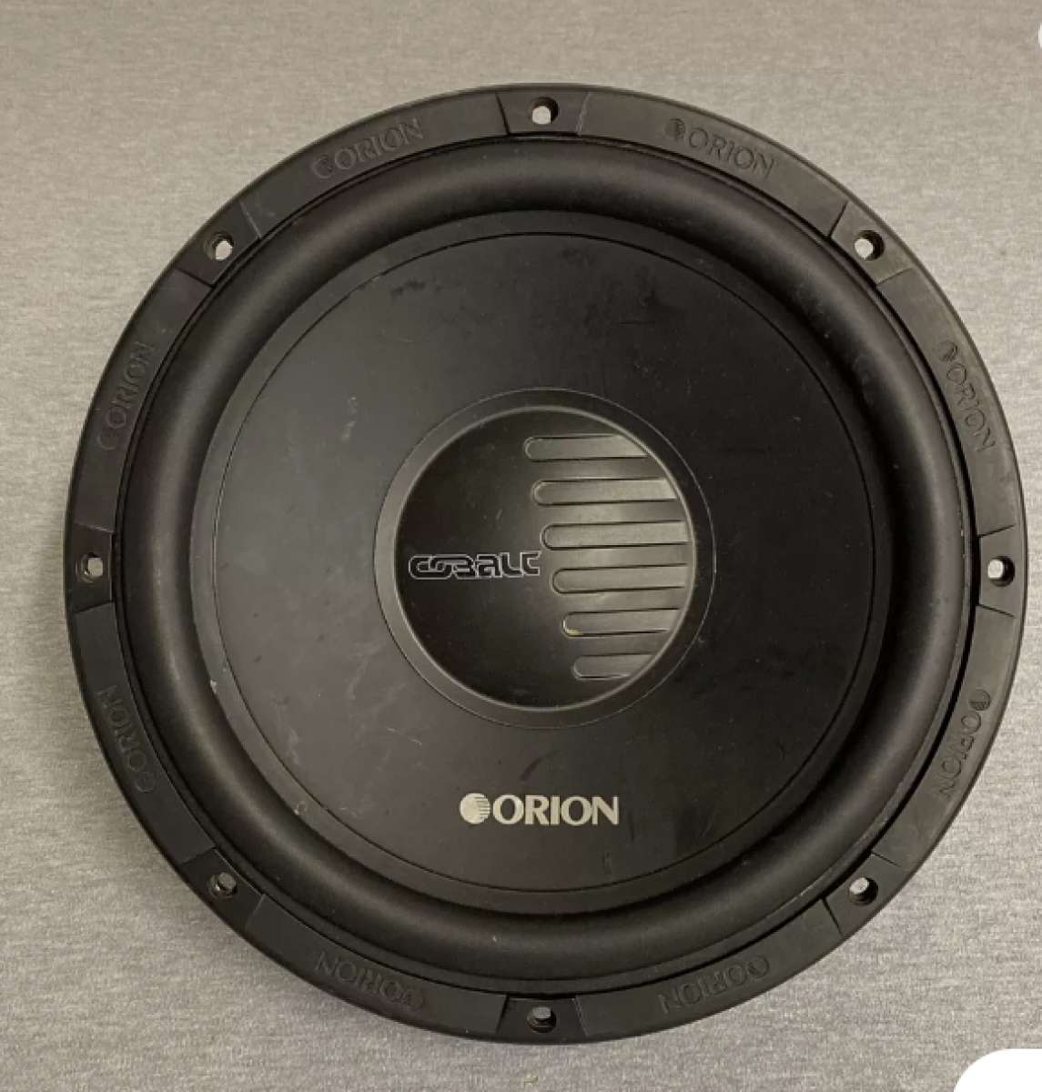 12 in Orion cobalt 500w sub installed in a sturdy bandpass b