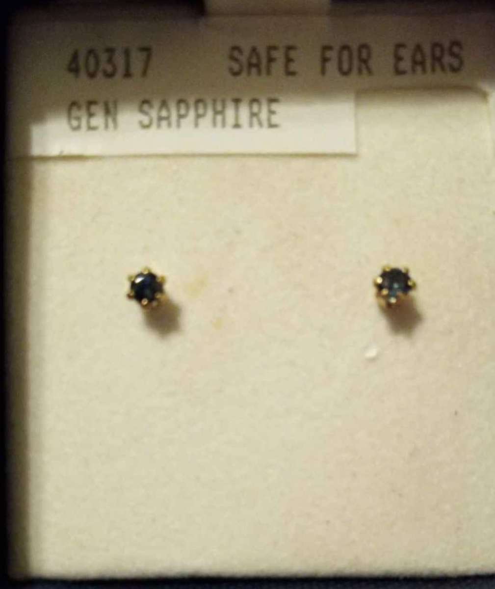 14 k genuine sapphire earrings and charm