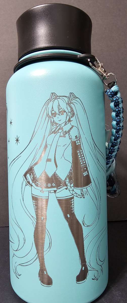 32oz new Laser Engraved Insulated Water Bottle Hatsune Miku