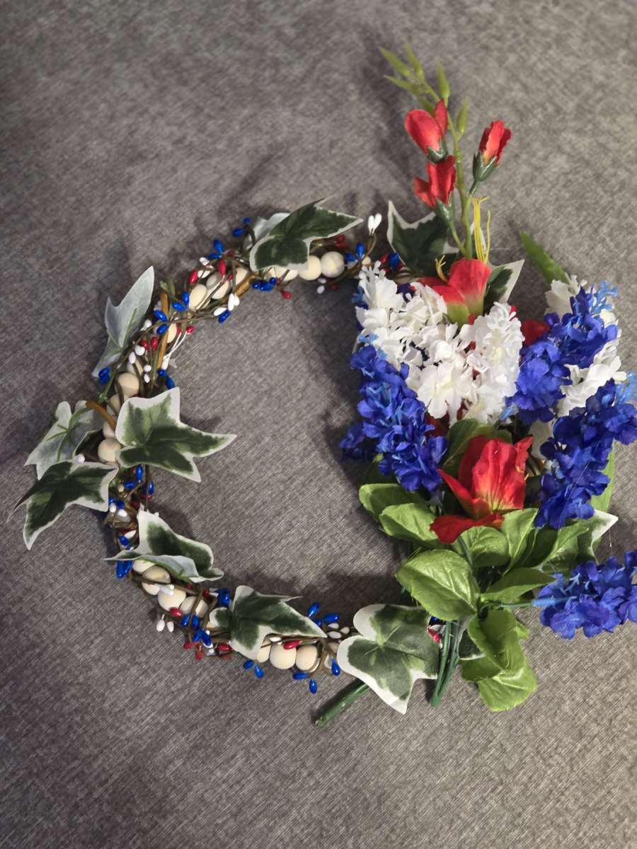 floral 4th of july decor