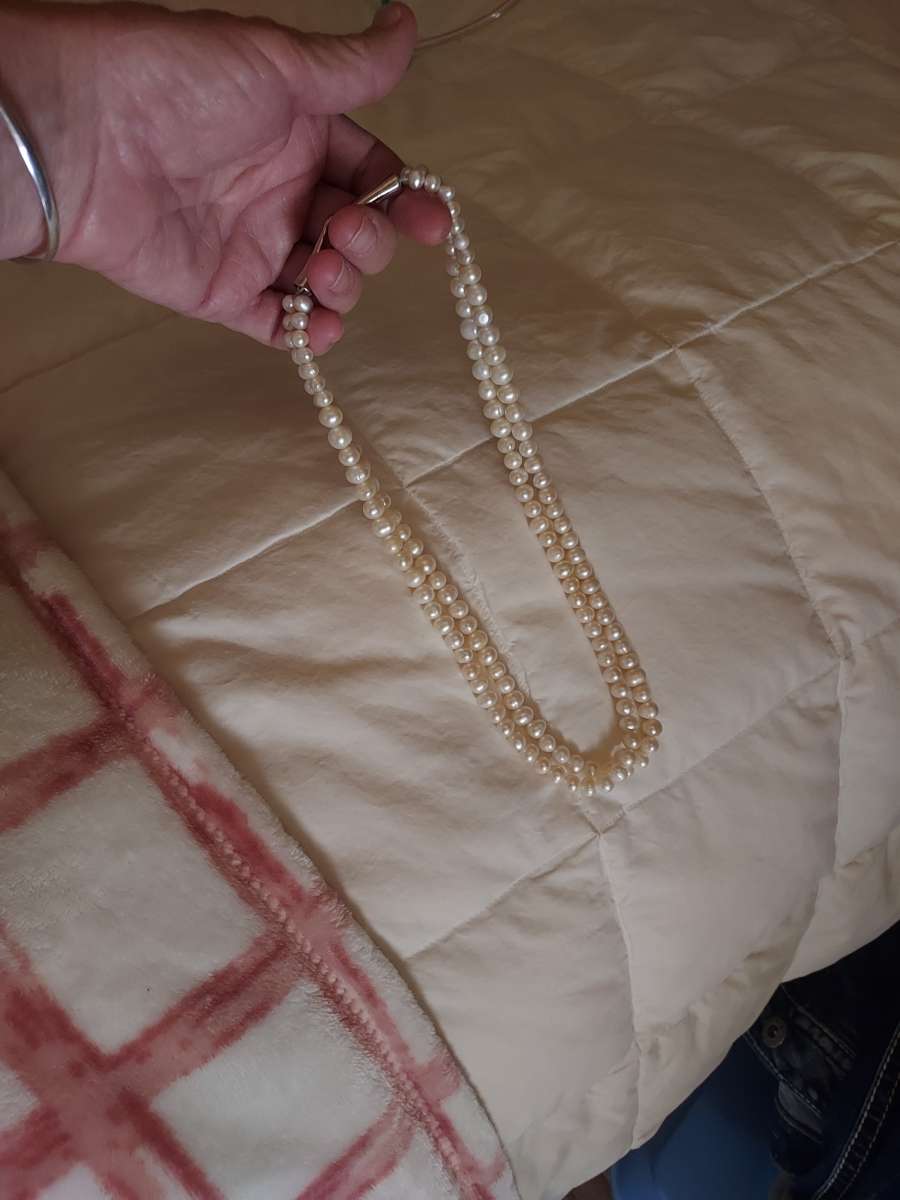 vintage double strand pearls