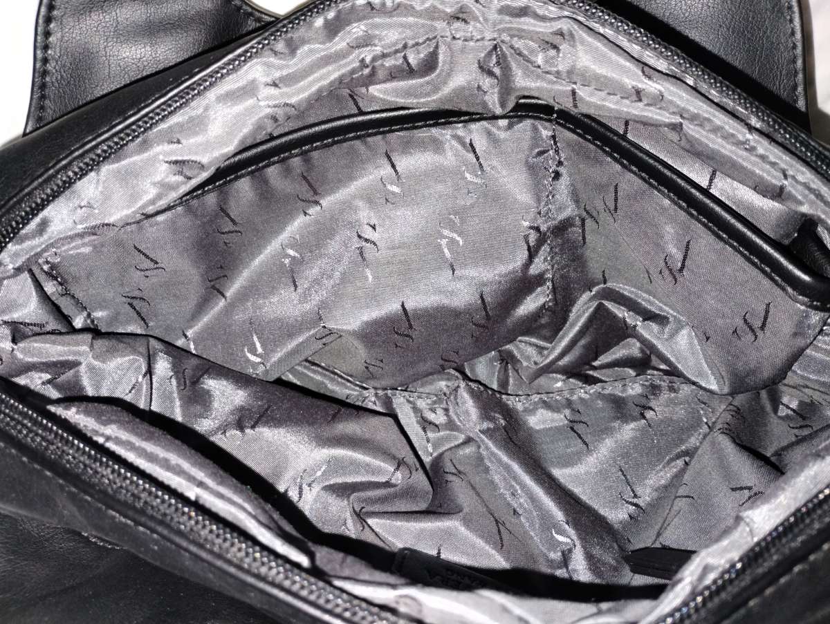 Vera Wang Bueno satchel