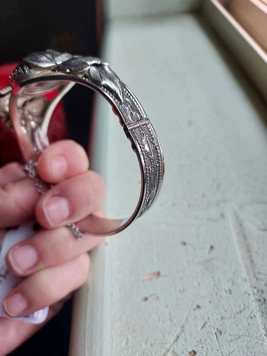 costume whiting  davis genuine hematite cabachon