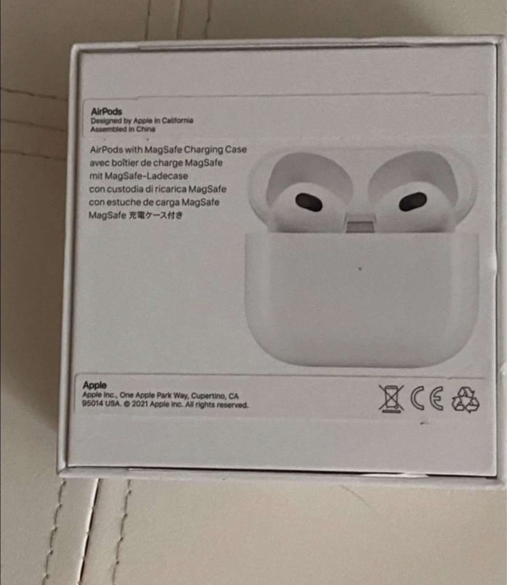 Apple Air Pods 3rd Generation