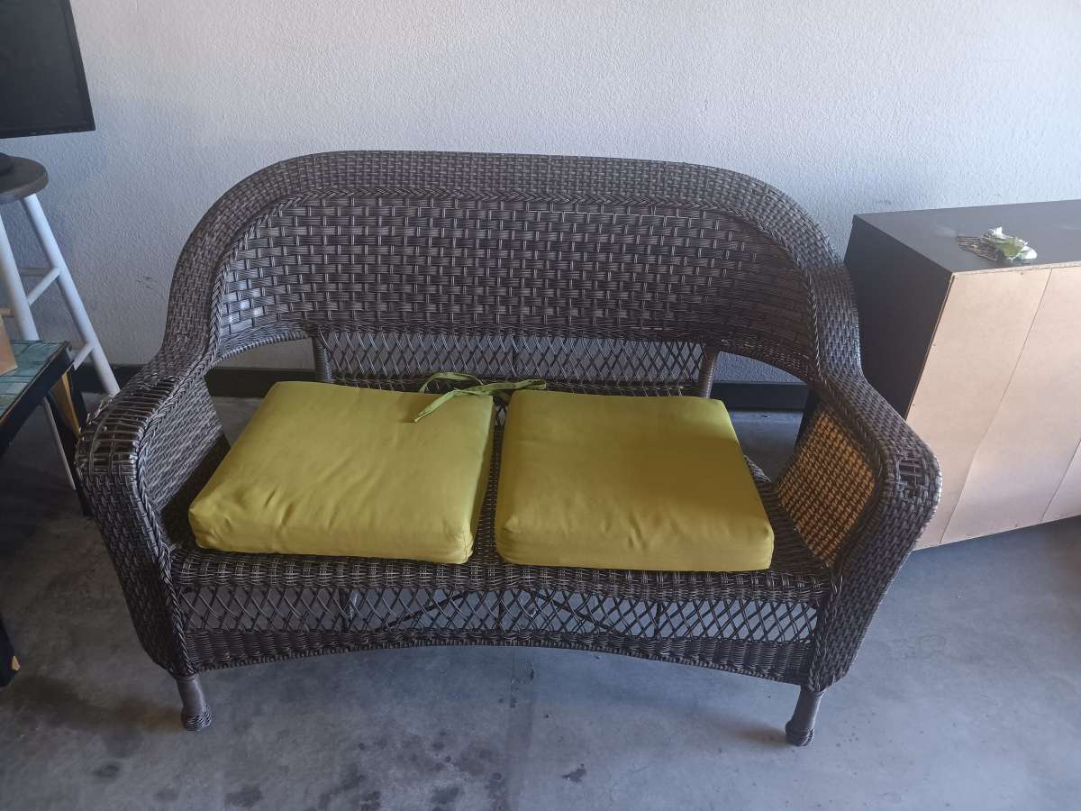Patio love seat