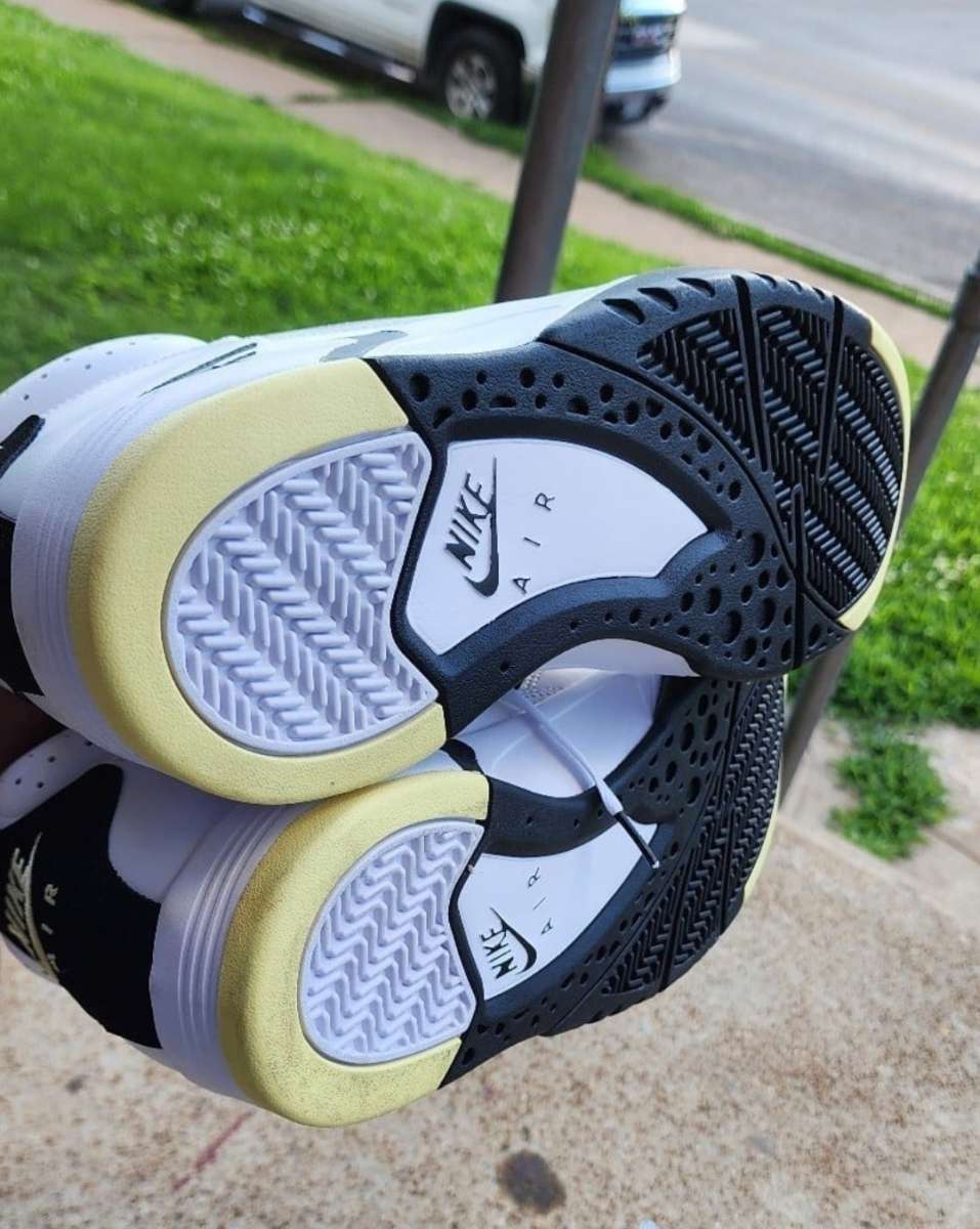 Nike Air Flight Lite MidWhite Lemon Black White SIZE 13