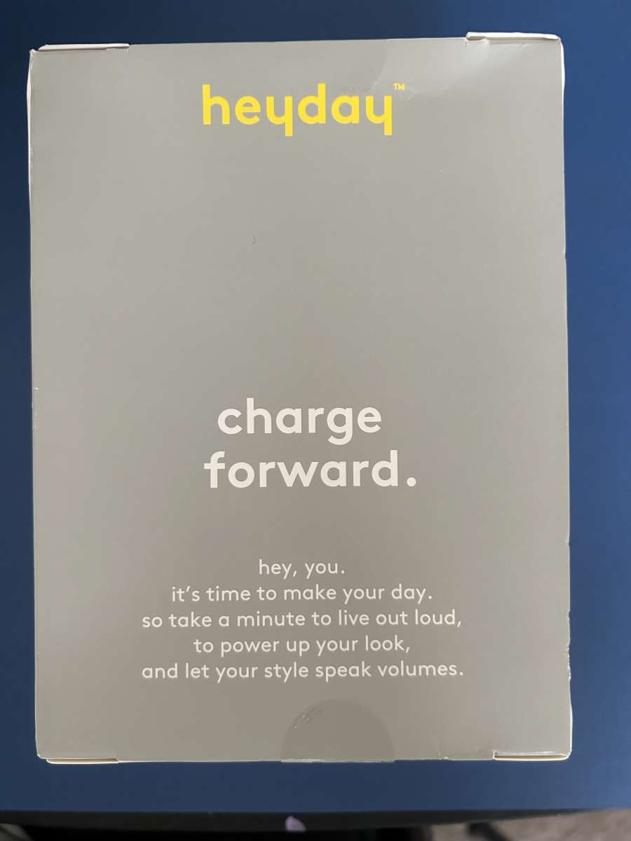 magnetic charging stand