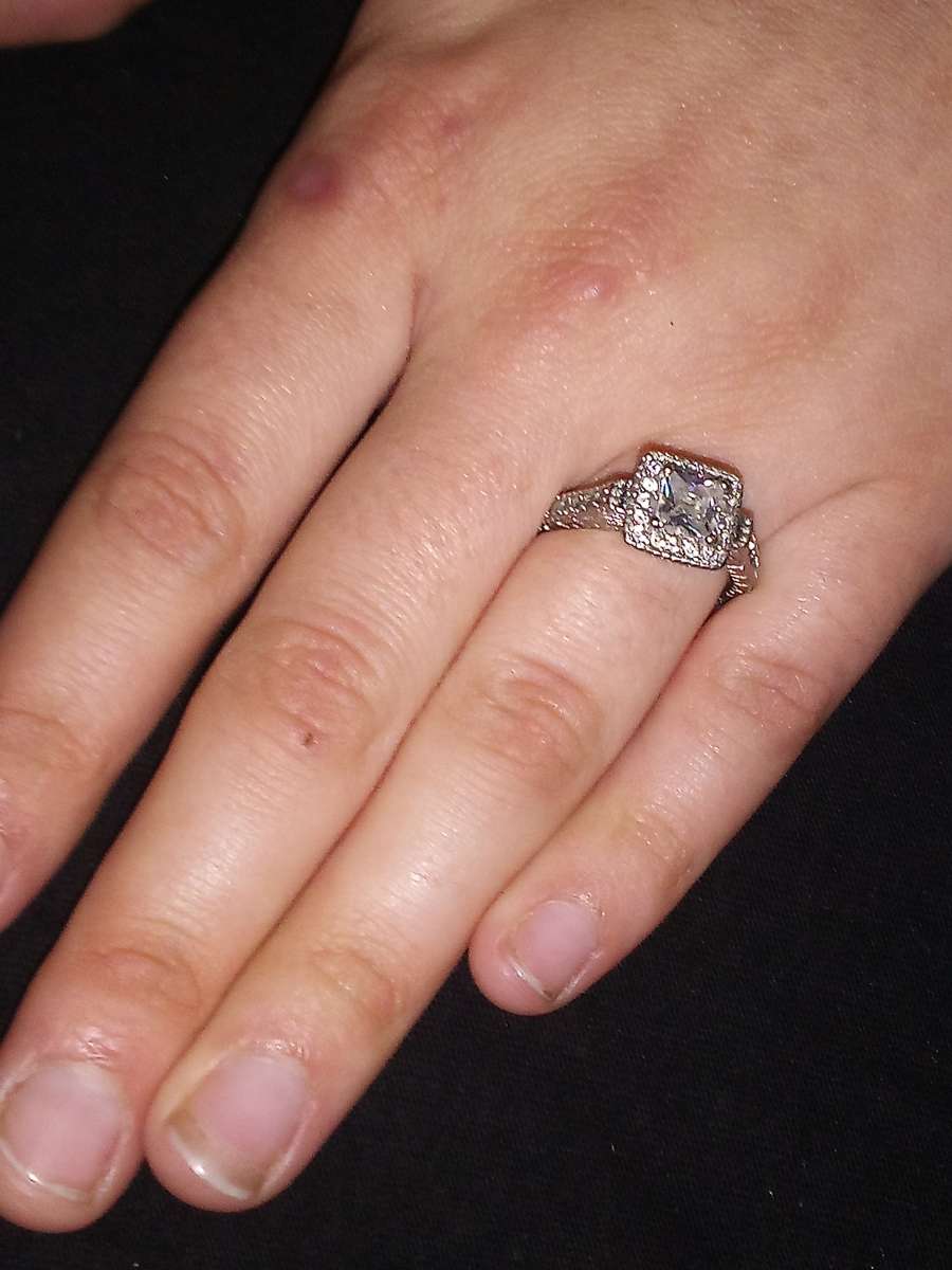 10kt diamond ring