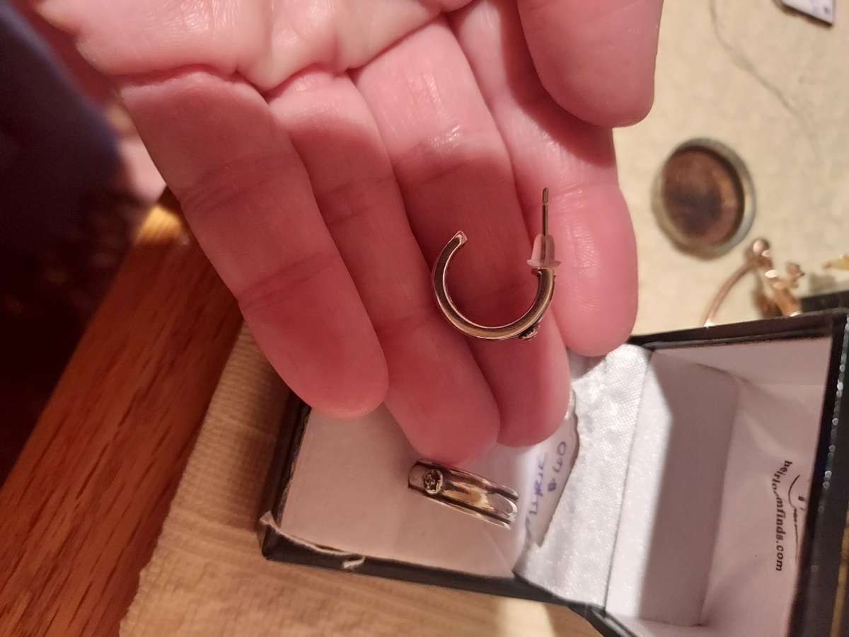 LYRIC brand DIAMOND in 925 full stamps in view