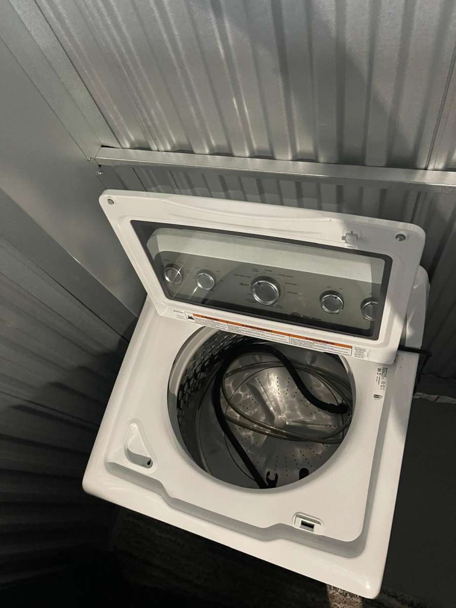 Maytag Washing machine