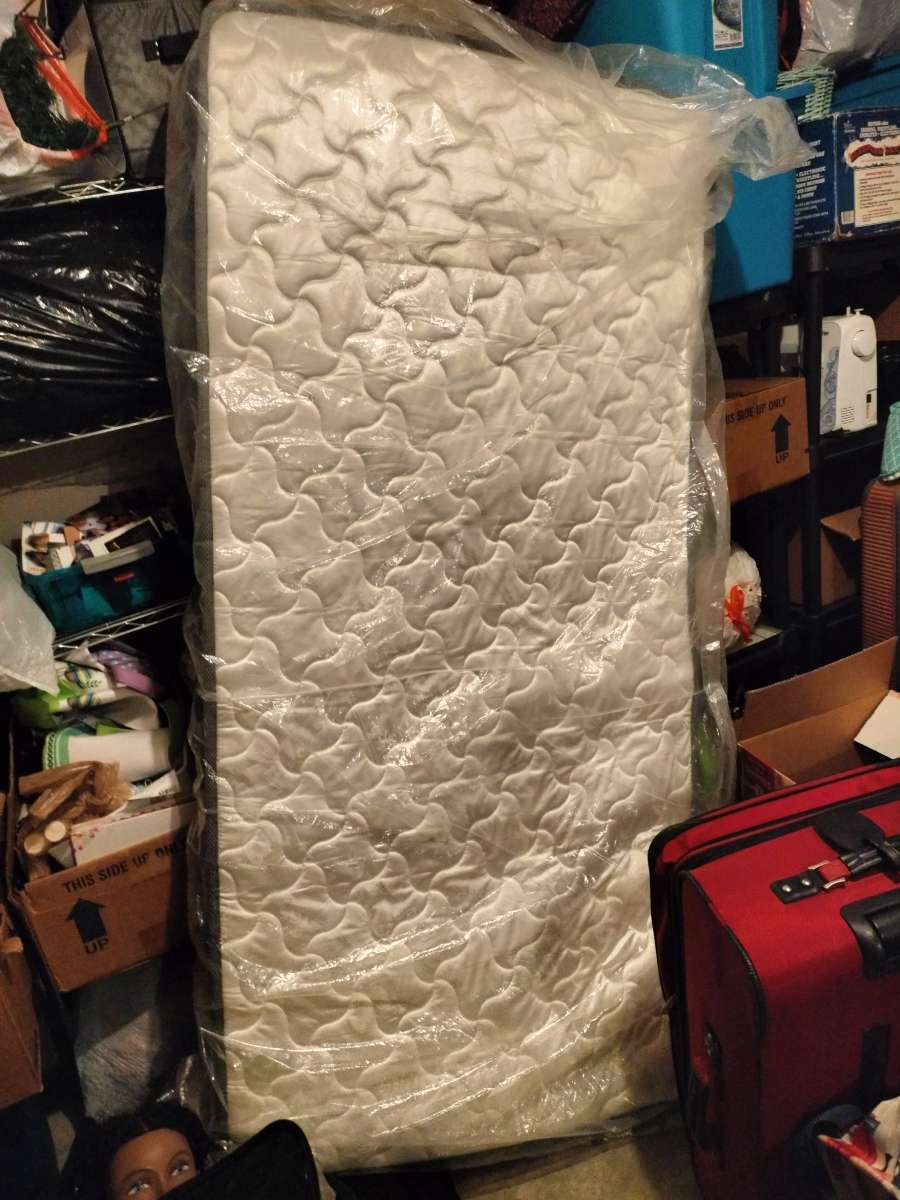 twin mattress
