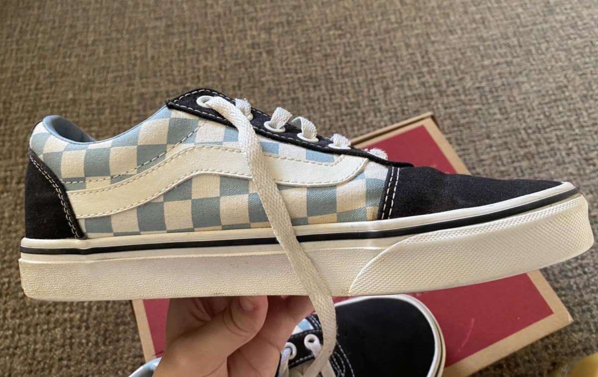 Gently Used Womens Vans