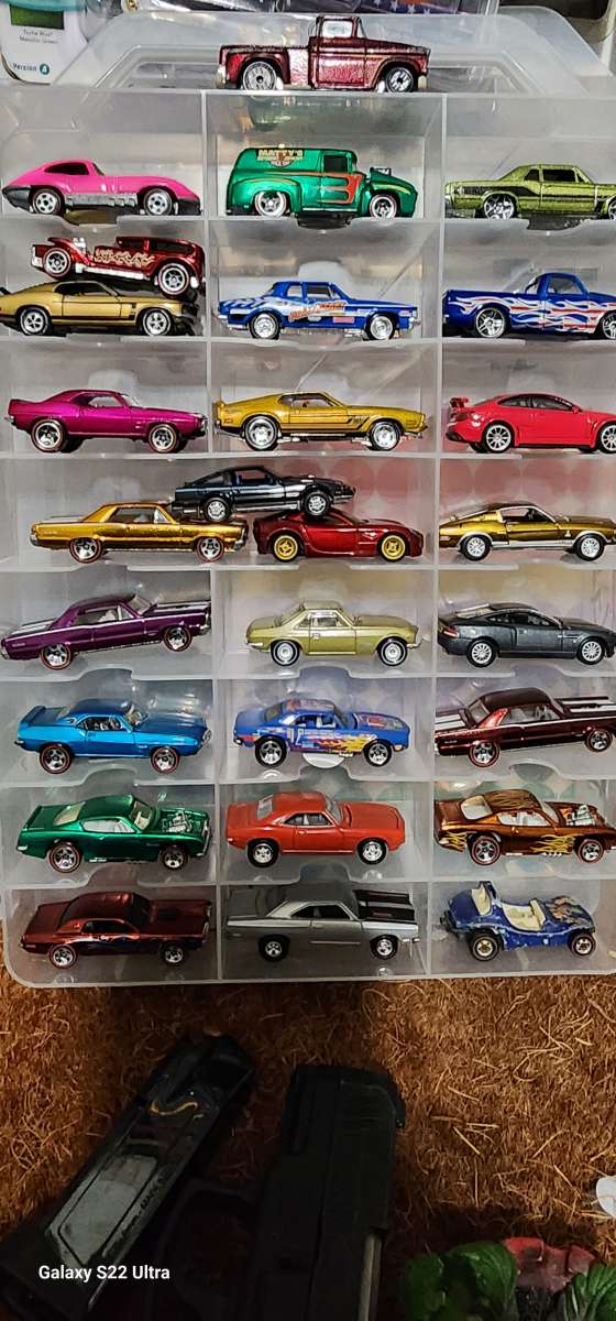 DIECAST CAR LOT HOT WHEELS AUTO WORLD JOHNNY LIGHTNING