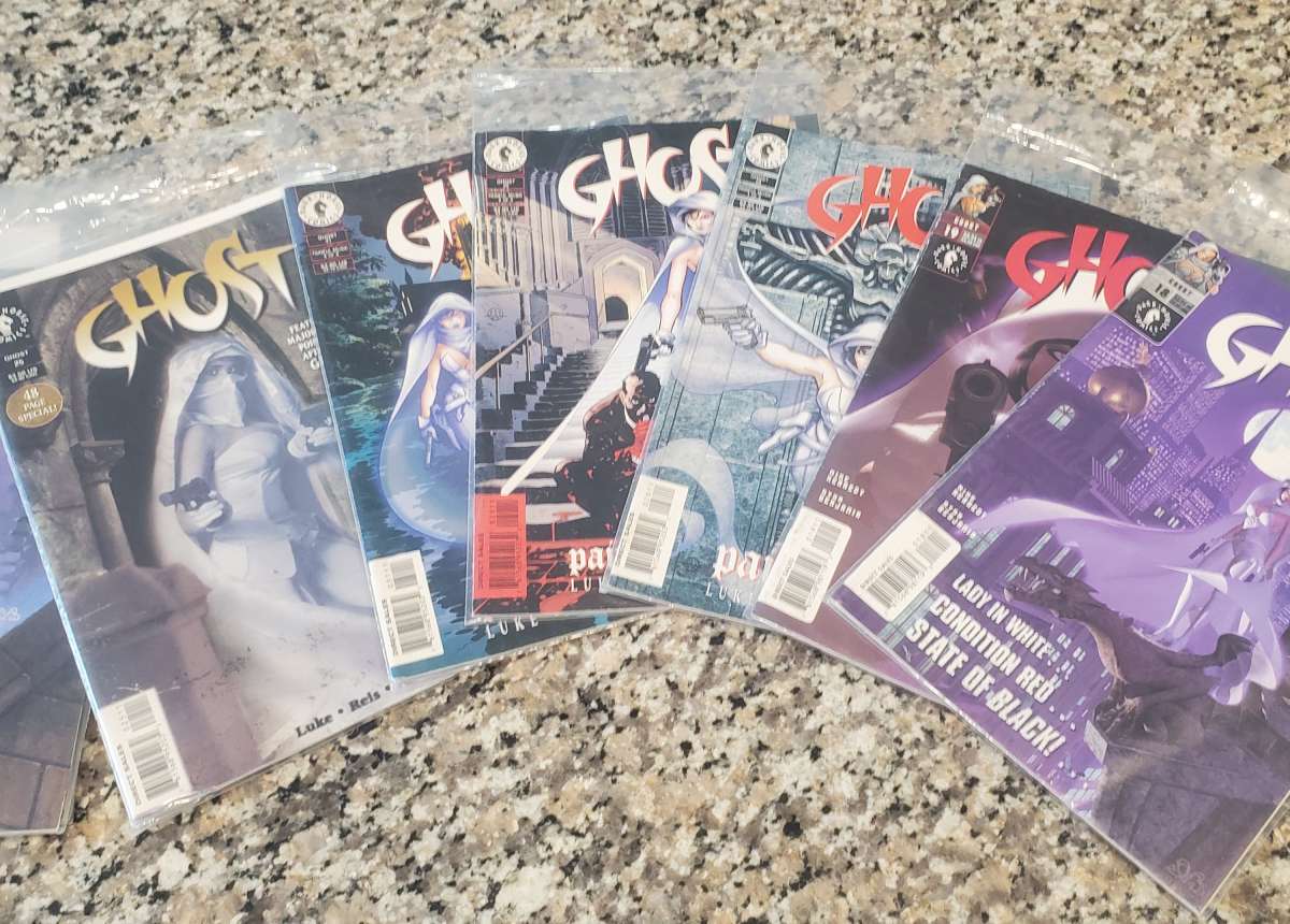 26 Ghost Dark Horse Comics books