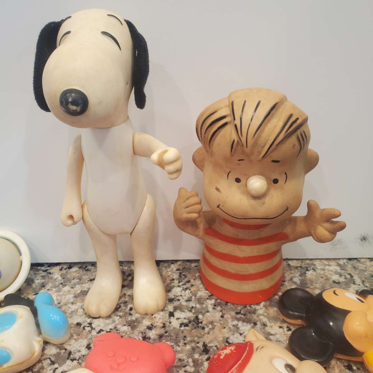 9 Piece Vintage Toys rattles snoopy peanuts mickey mouse Don