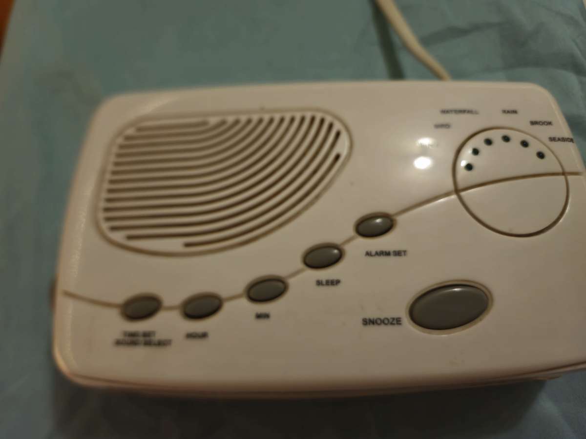 Perfection Soothing Sounds 2 Band Clock Radio