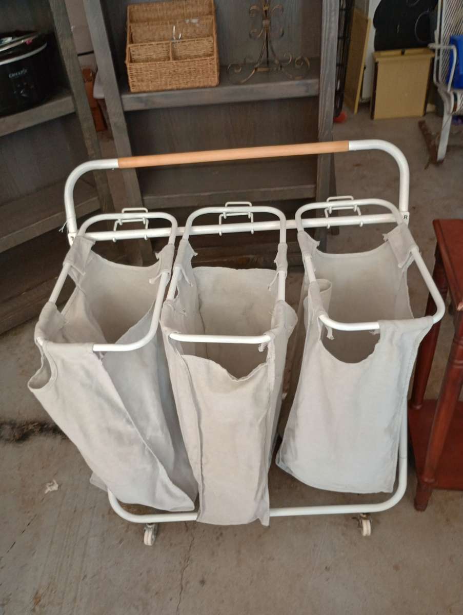laundry sorter