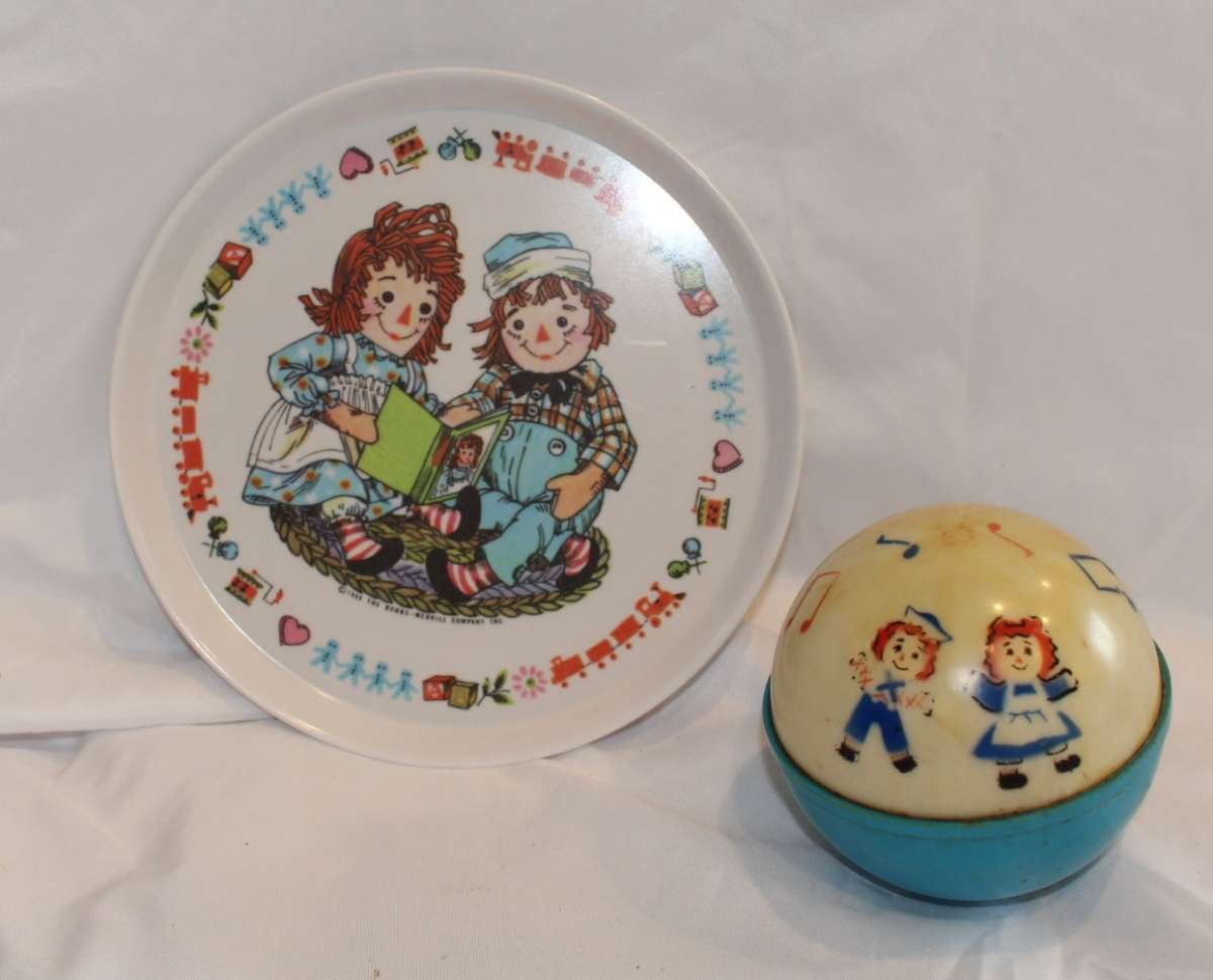 Vintage Raggedy Ann and Andy Child Plate Jingle Ball Baby