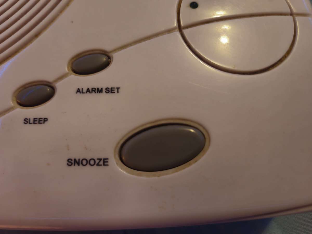 Perfection Soothing Sounds 2 Band Clock Radio