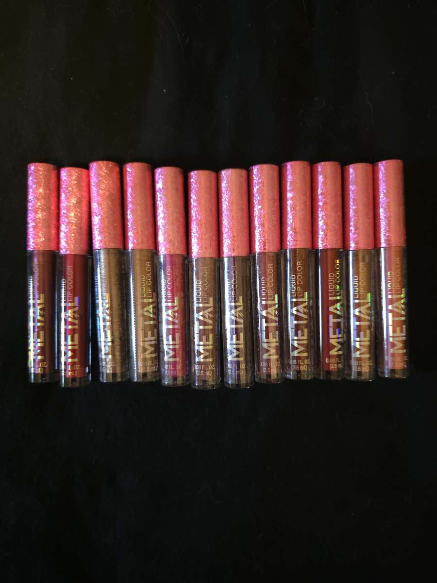 Set of Bright Metallic Lipglosses