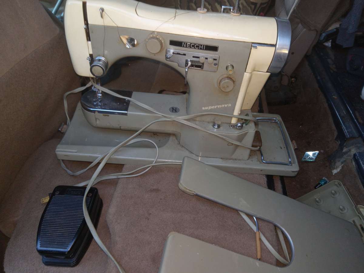 neechisupernova sewing machine