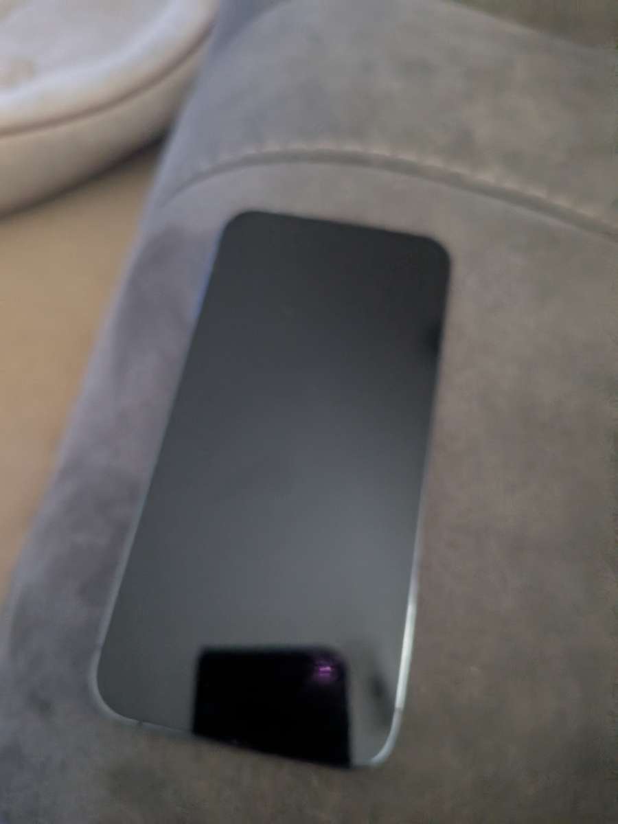 like new 128 GB Iphone14 pro max
