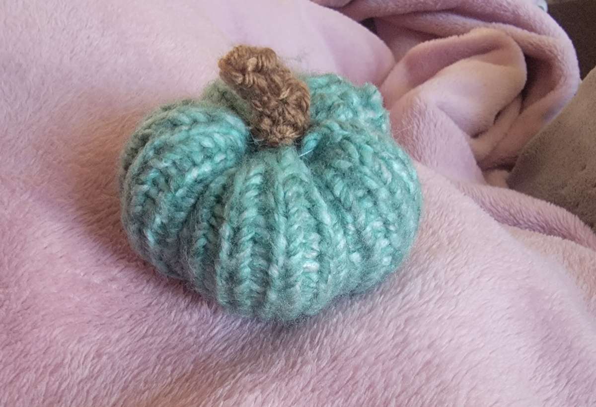 Knitted Mini Pumpkin