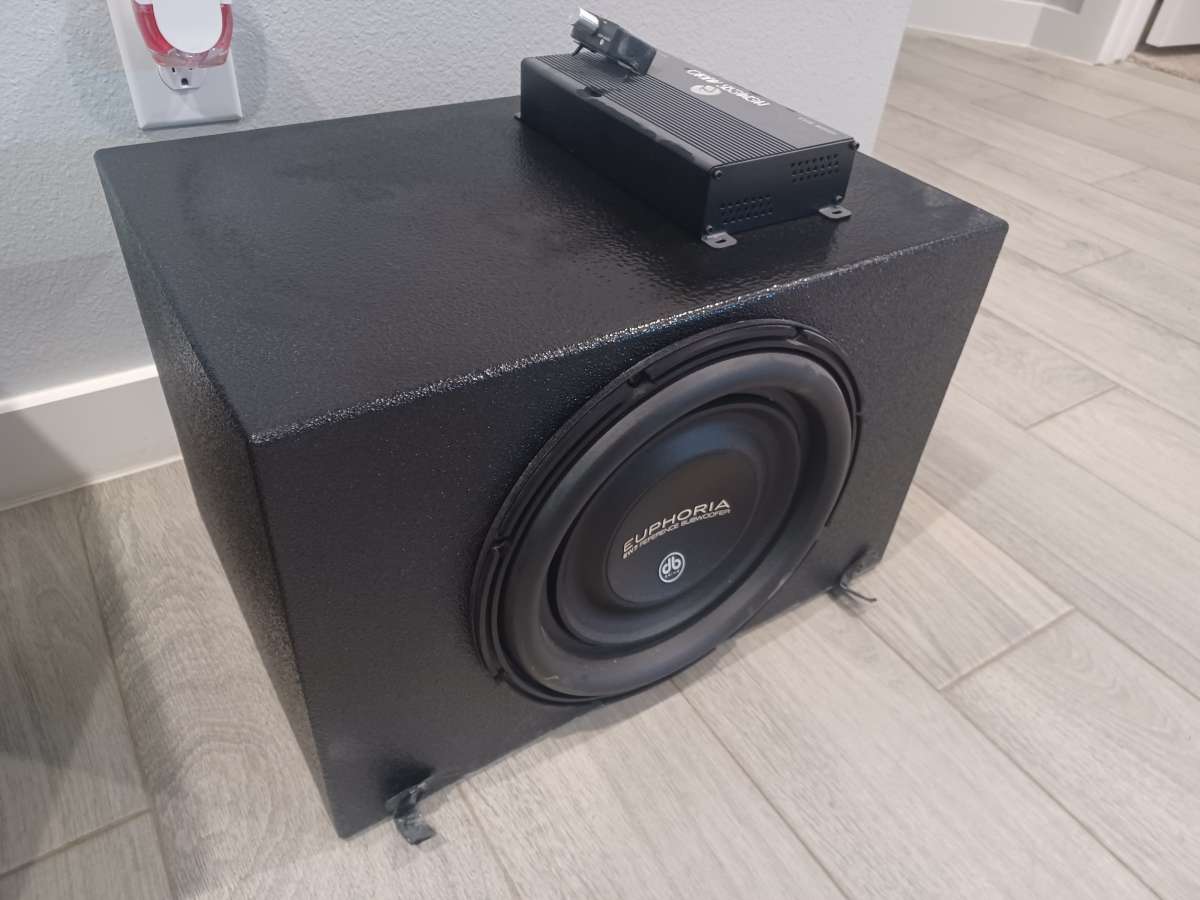 Euphoria EW7 Speaker Comes with AMP