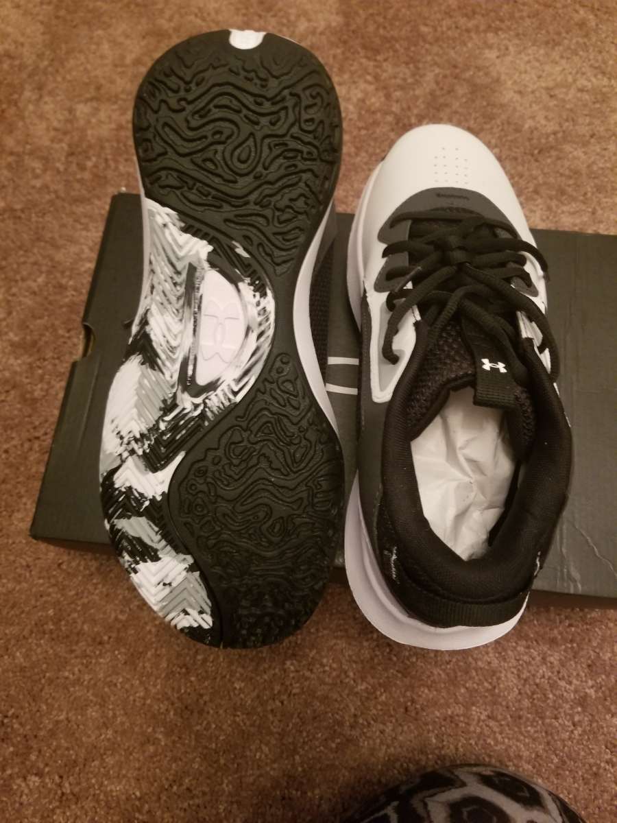 Under Armour Shoes NIB