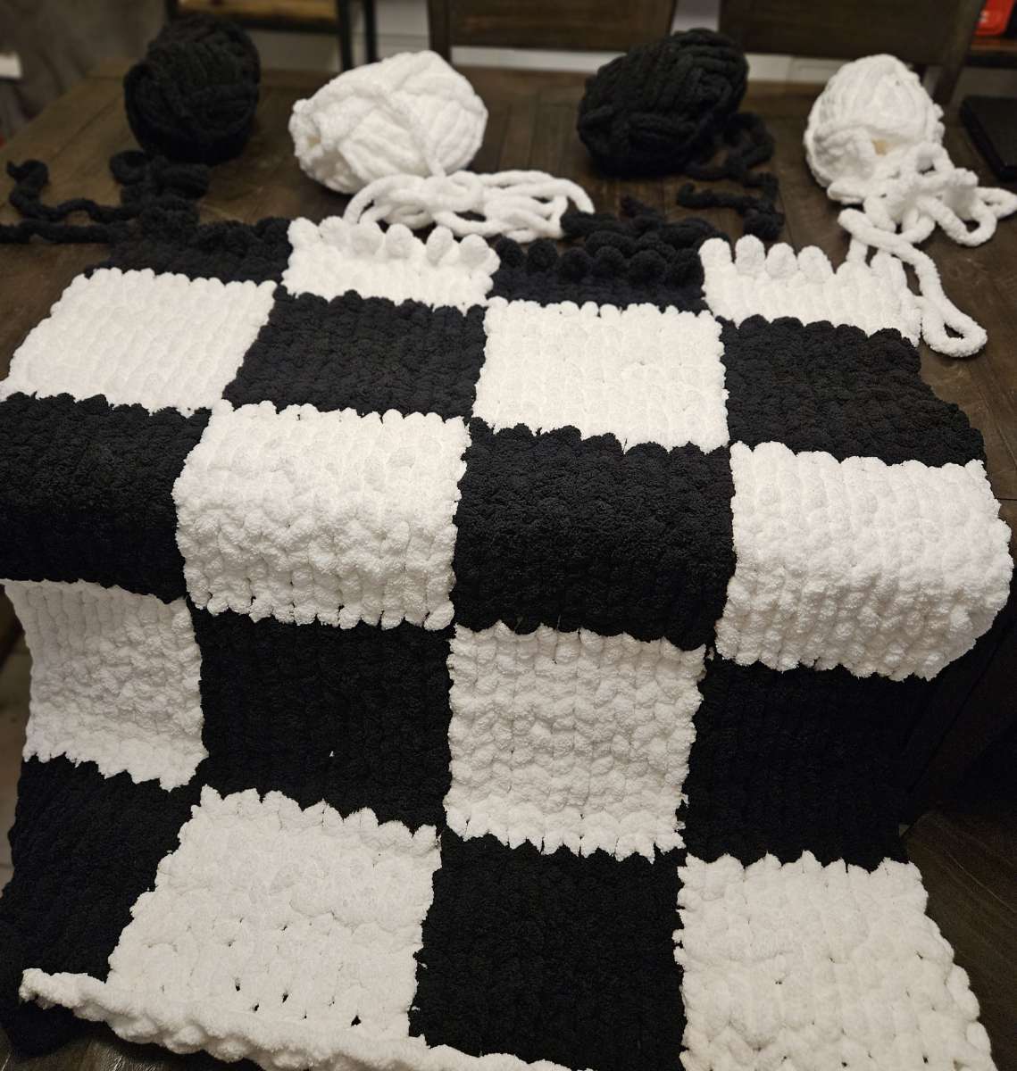 Checkered Chenille Throw