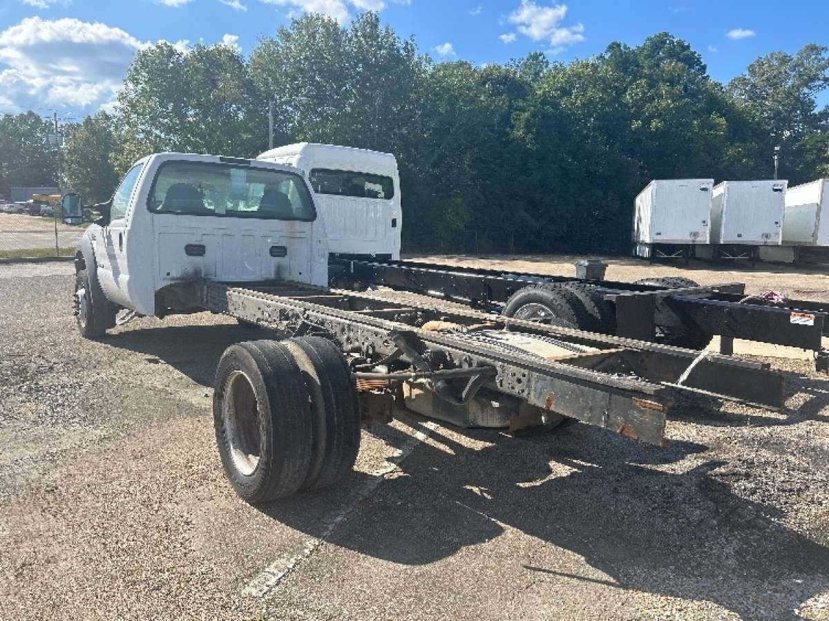 2006 Ford F450 Pickup Truck