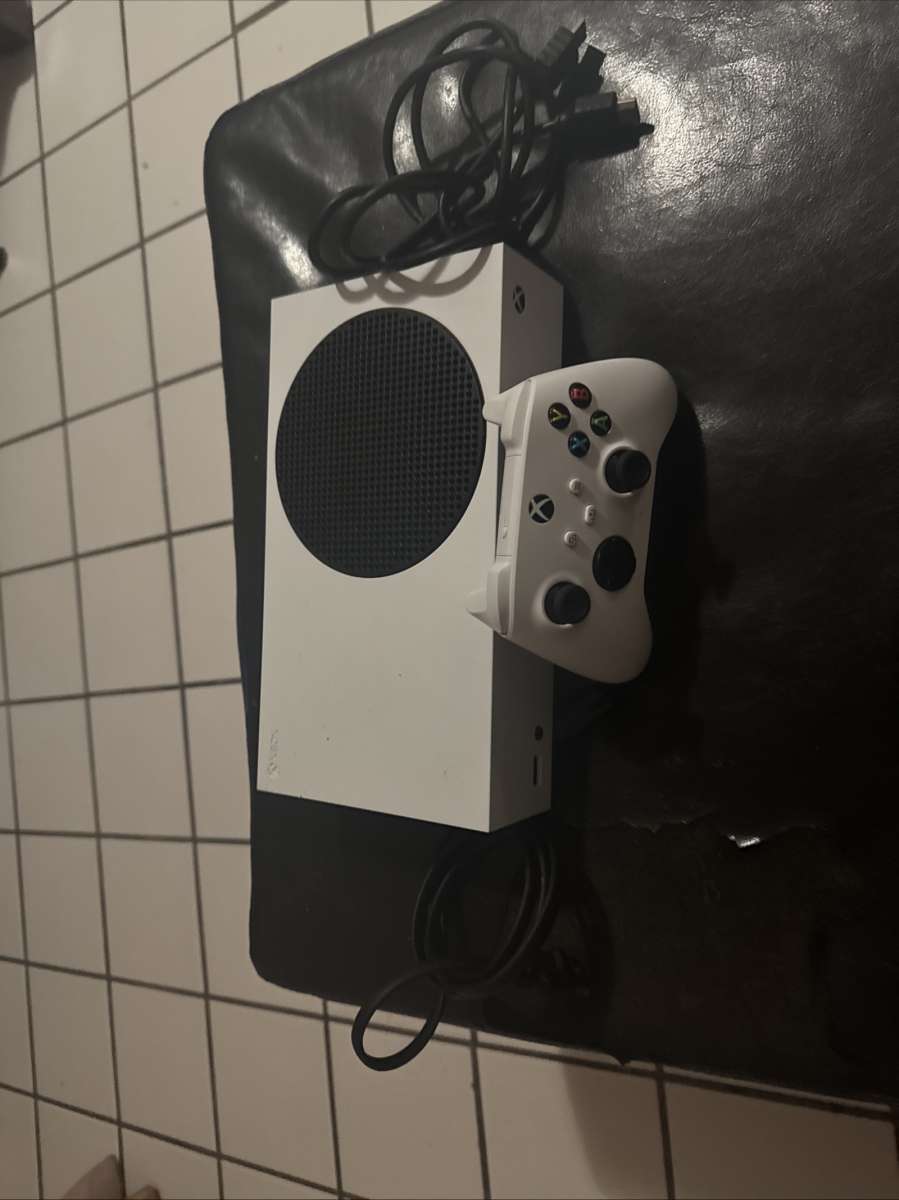 Microsoft  Xbox Series S