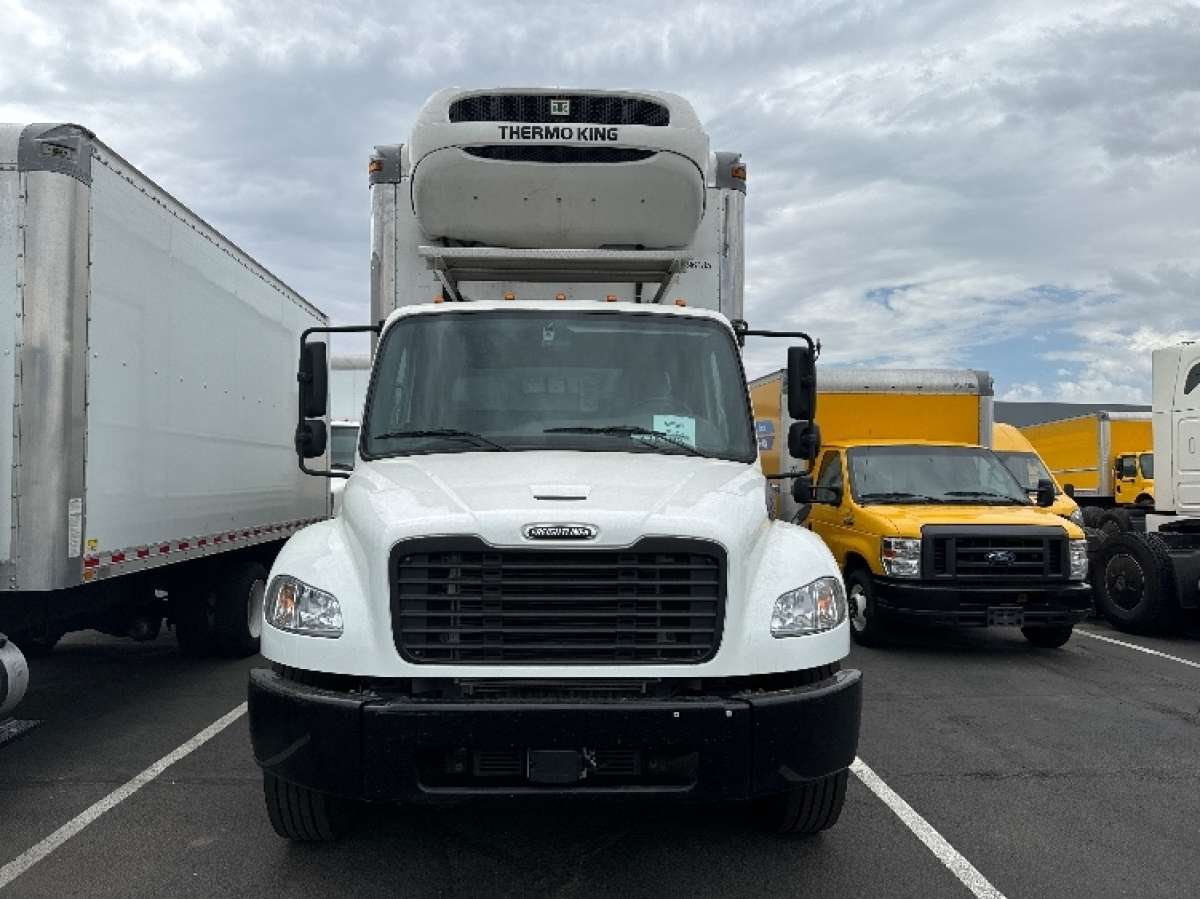 Freightliner 2022 Refrigerated Truck