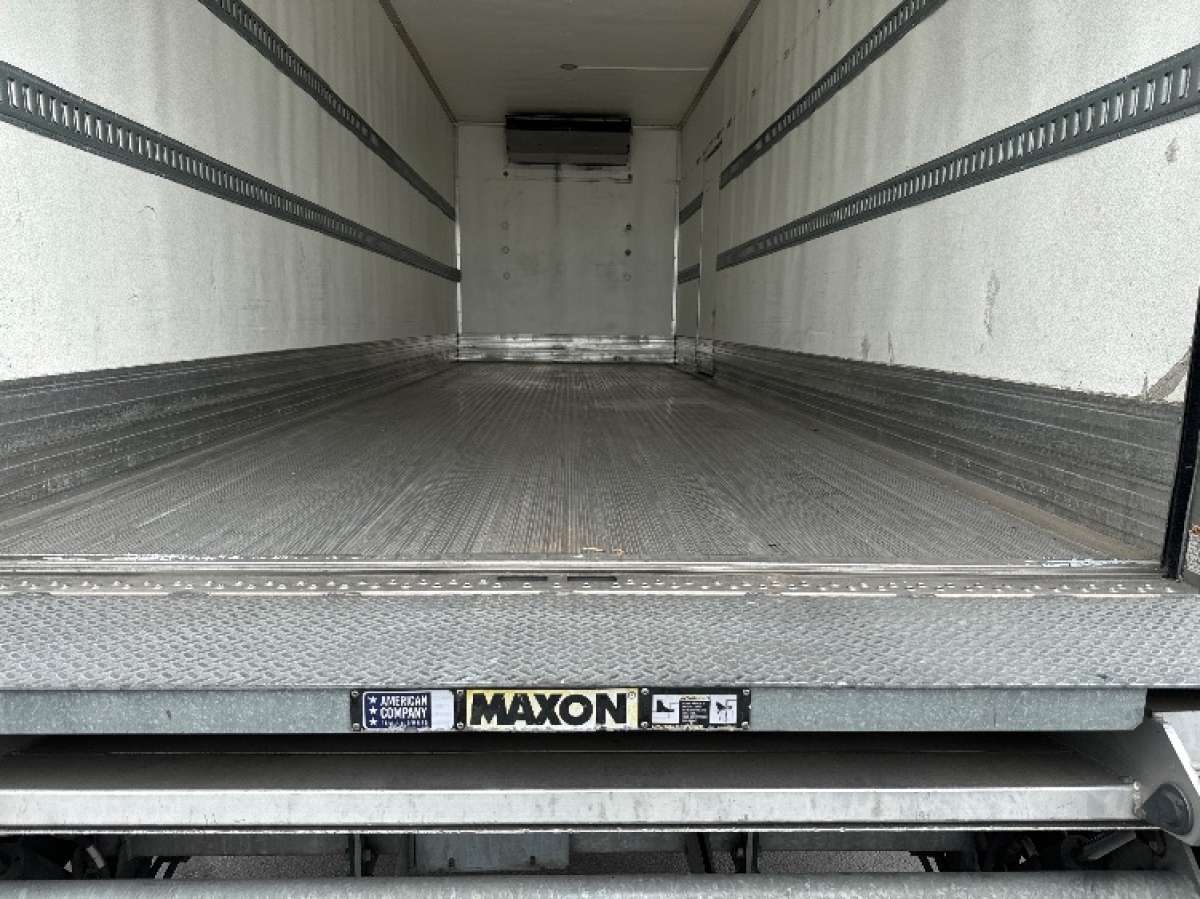 Freightliner 2022 Refrigerated Truck