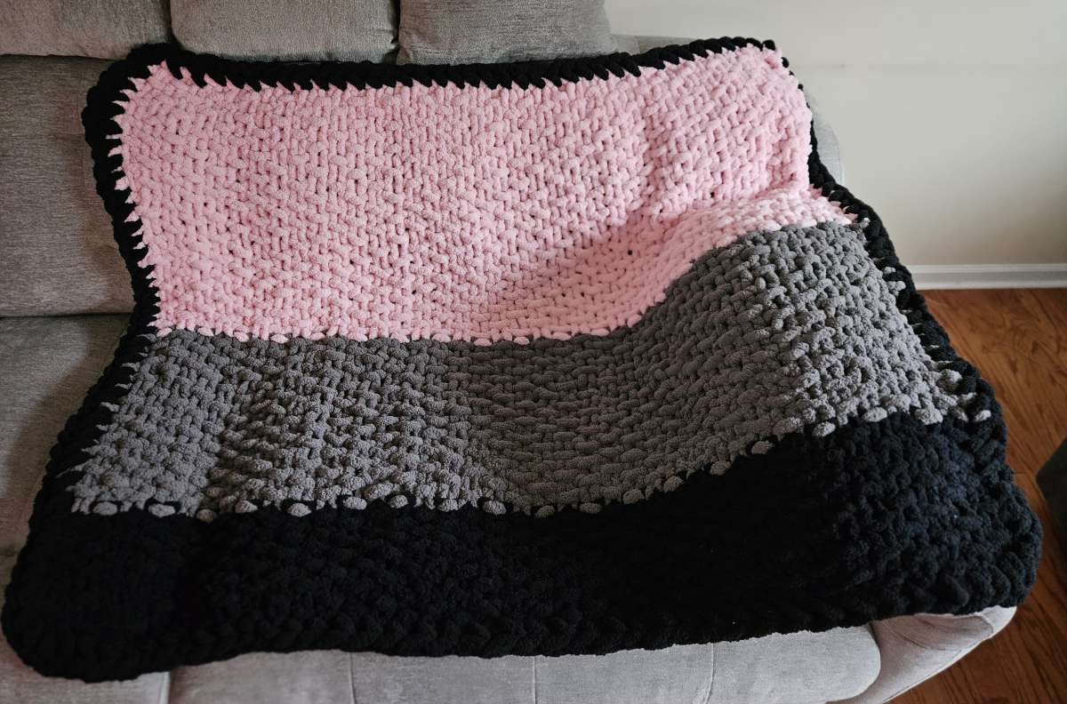 Tri Color Chenille Blanket