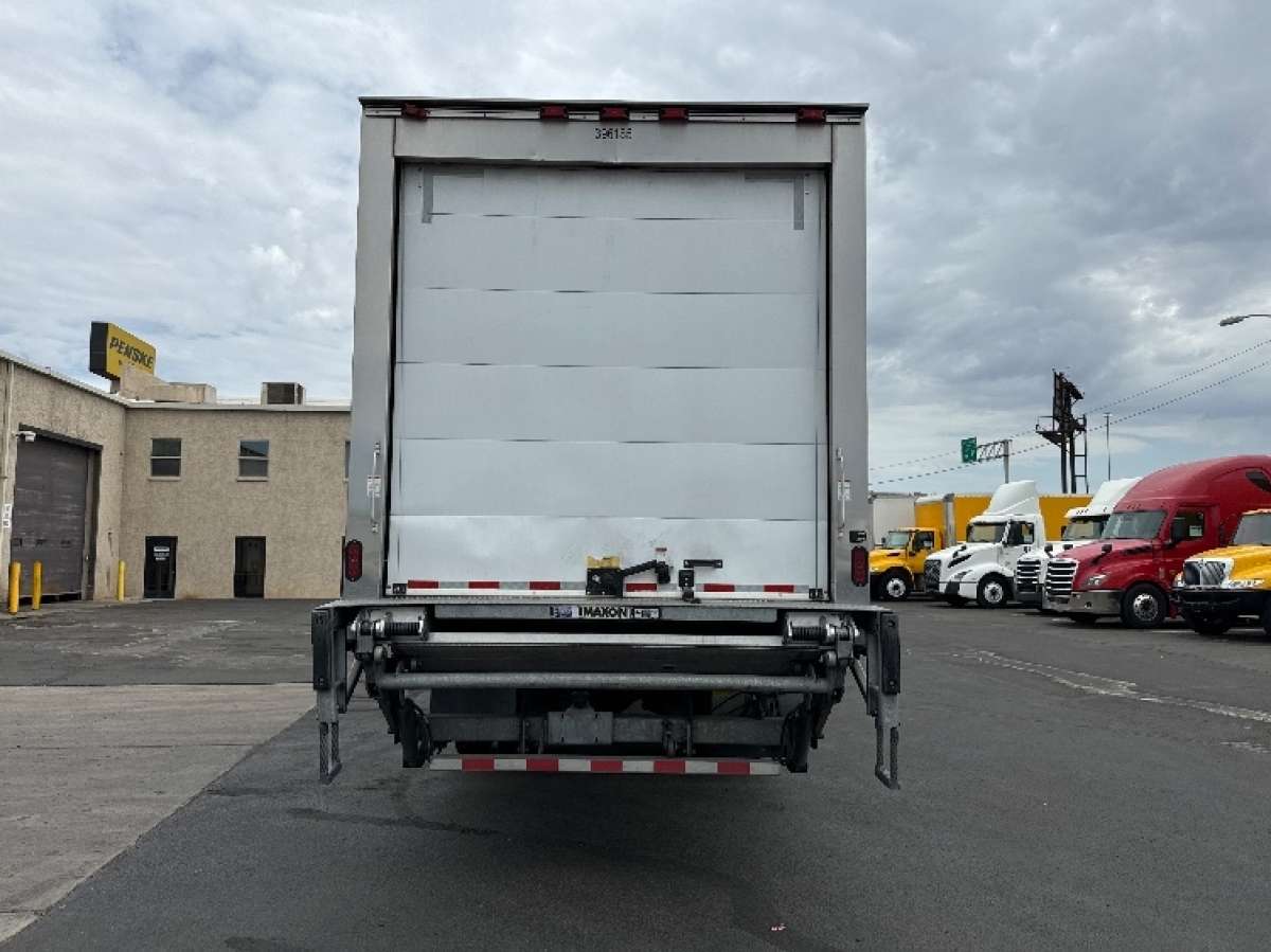 Freightliner 2022 Refrigerated Truck