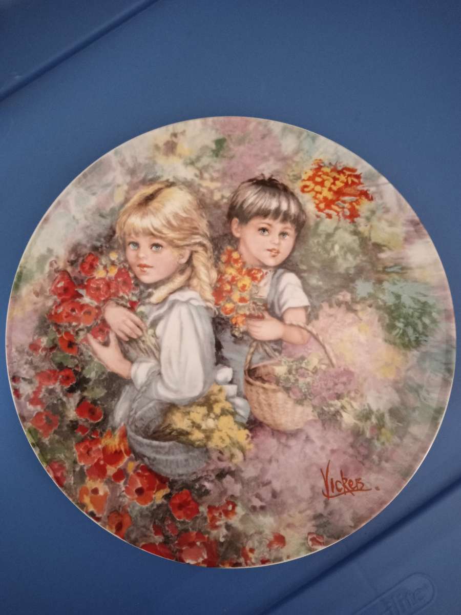 Vintage Collectable Plate