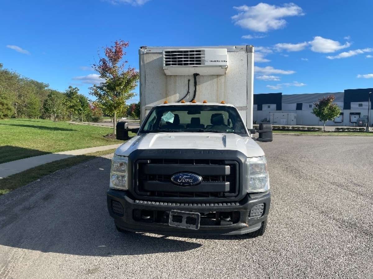 PICKUP TRUCK  UNDER MASSIVE HALLOWEEN DISCOUNTS