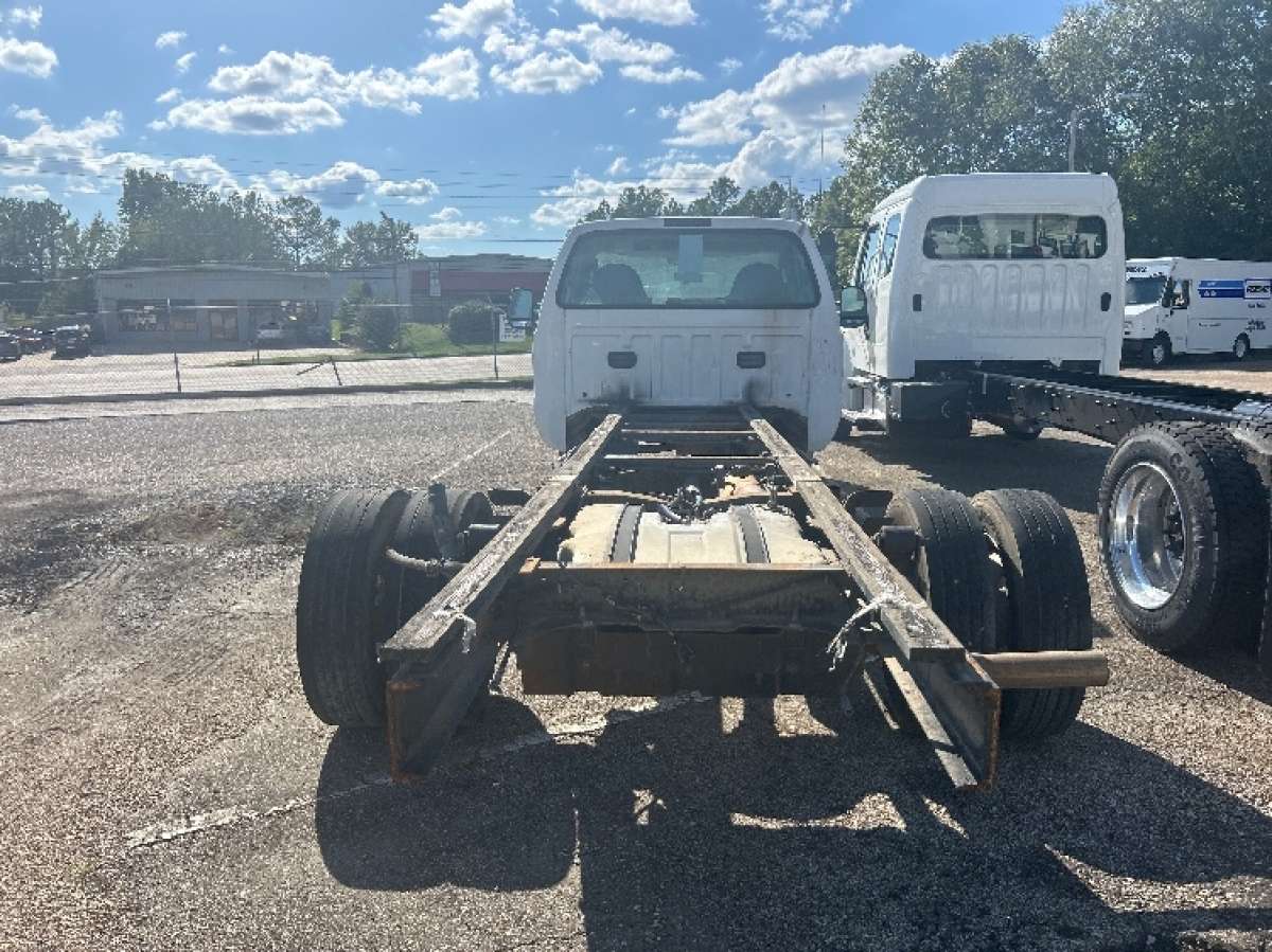 2006 Ford F450 Pickup Truck