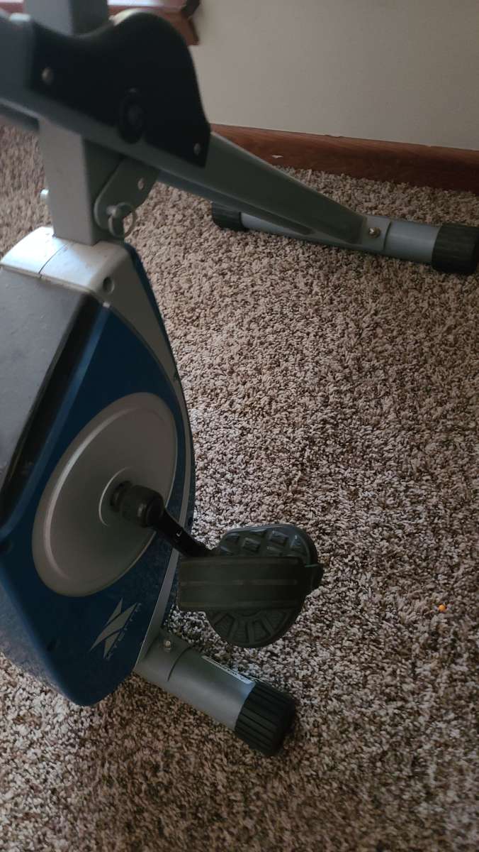 XTERRA Fitness Folding Exercise