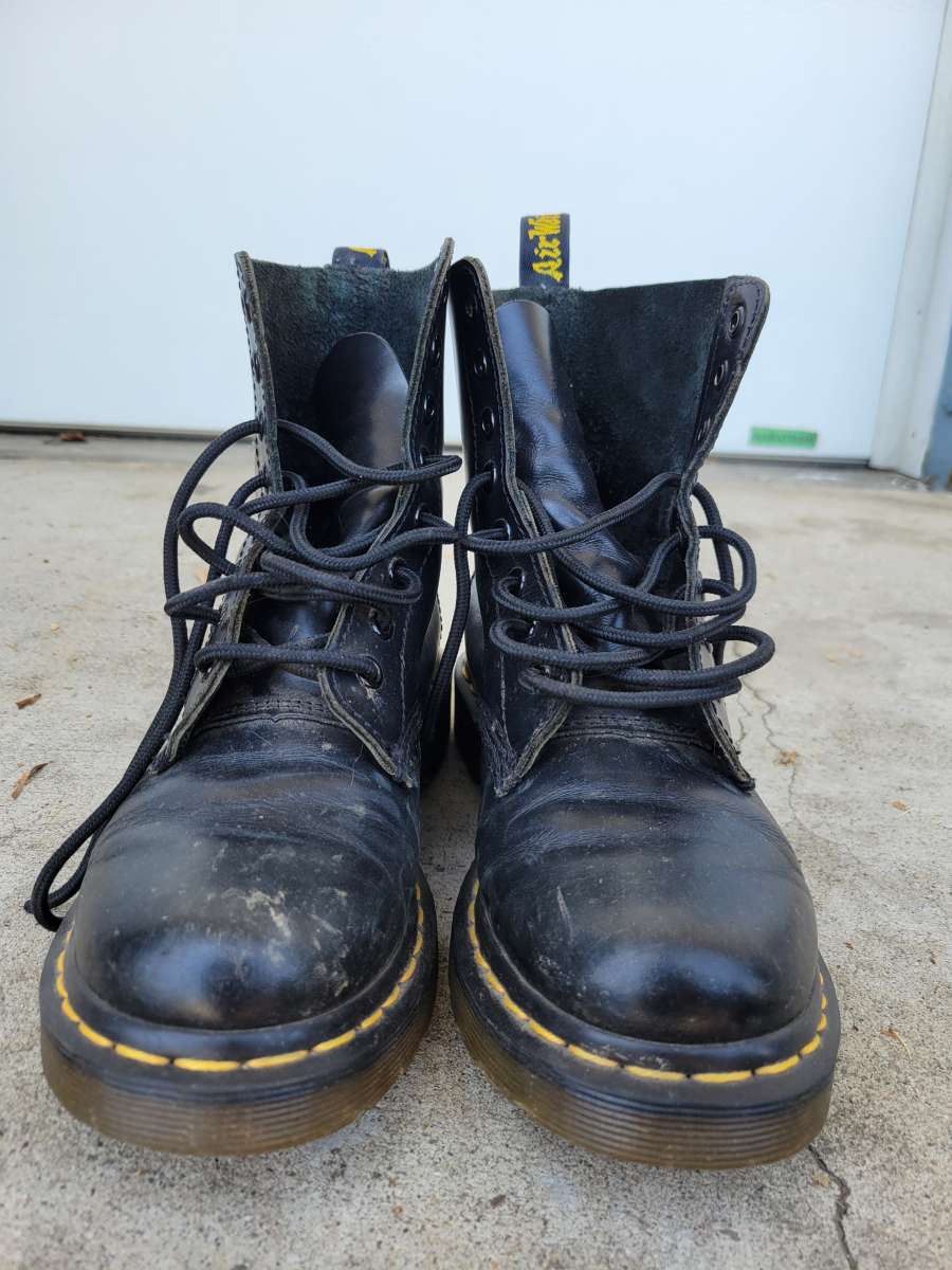 pascal doc martens boots
