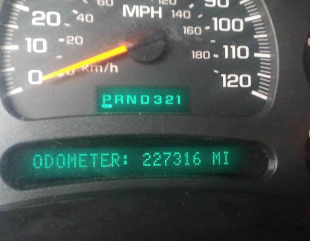 03 Chevy Silverado 2500  HD