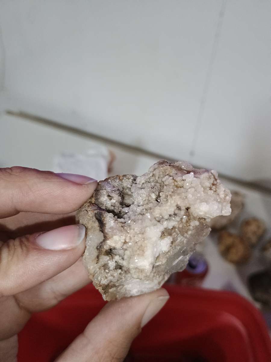 RARE CRYSTALS GEODES AND CUSTOM PAINTINGS