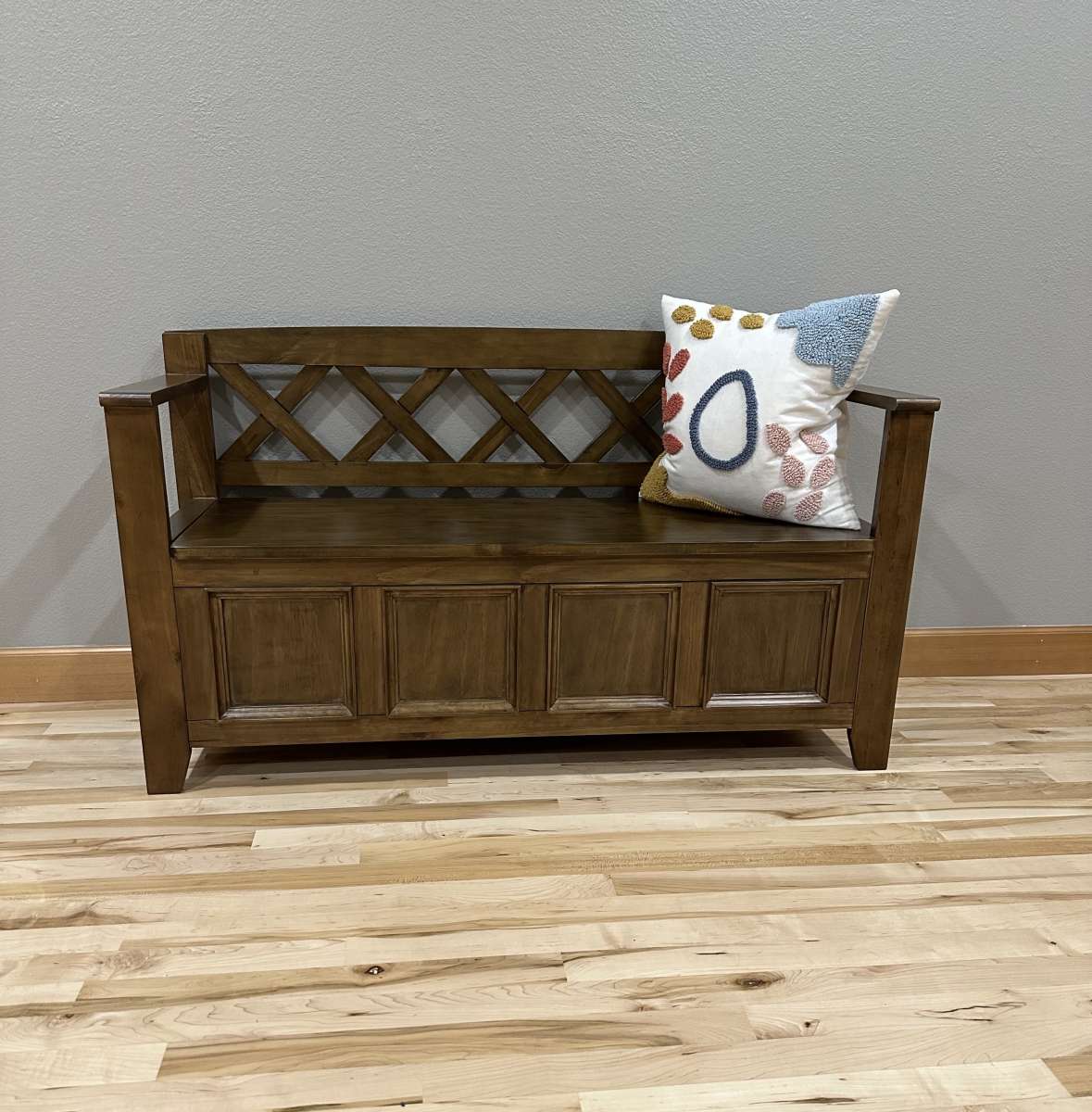 Amherst Entryway WoodStorage Bench