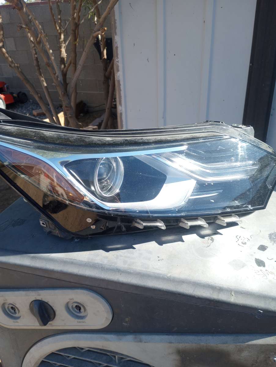 2018 to 2021 Chevy equinox headlights and fog lights