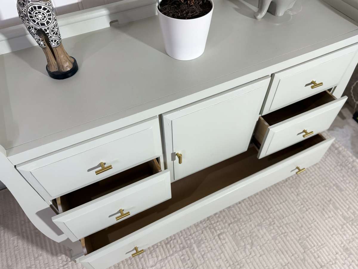 5 Drawer Dresser