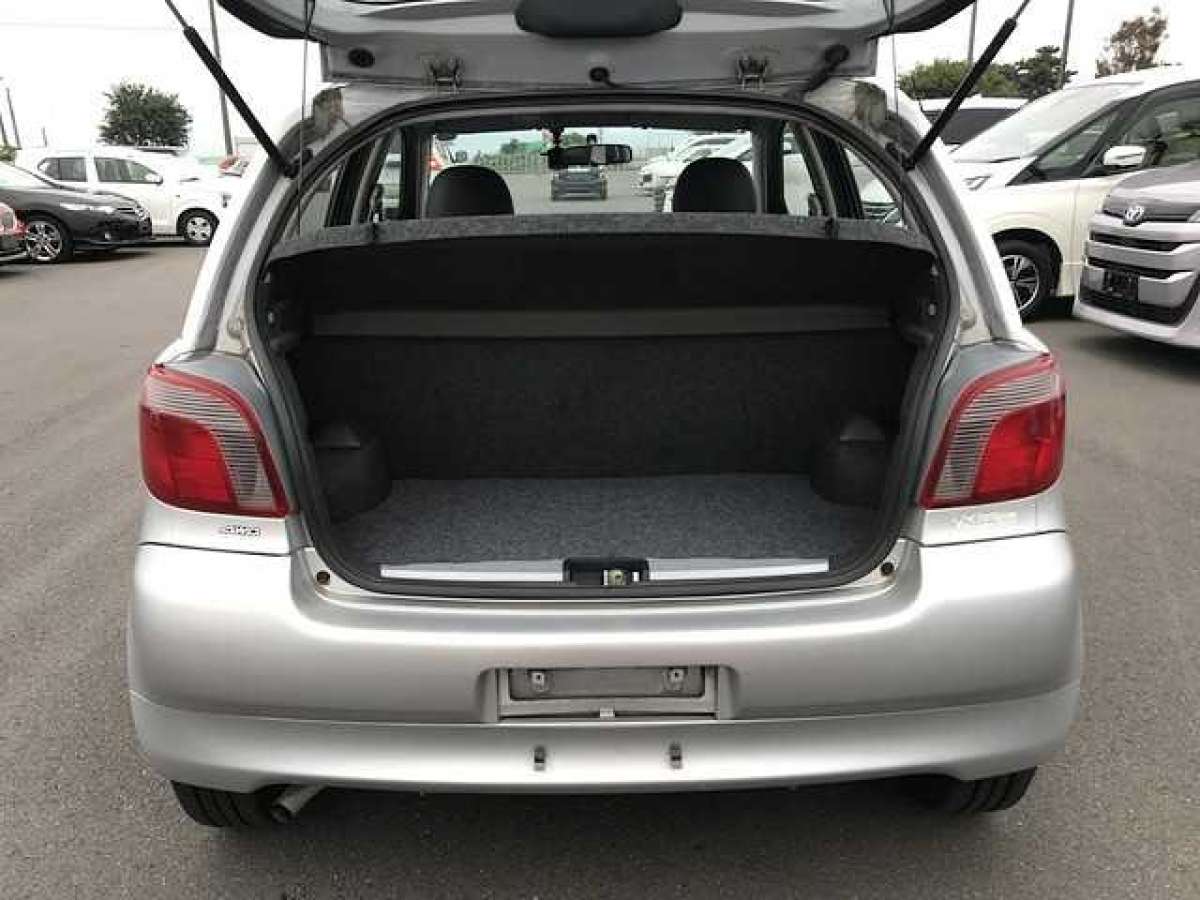 JDM 1999 TOYOTA VITZ AWD 5 SPEED RHD IMPORT